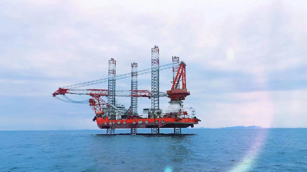 精銦海工與中廣核工程有限公司 成功簽訂《1200T自升式風(fēng)電安裝平臺采購合同》